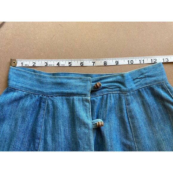 Vintage Denim Wrap Around Skirt Wooden Barrel Button XS/S SEE MEASUREMENTS - Picture 9 of 9